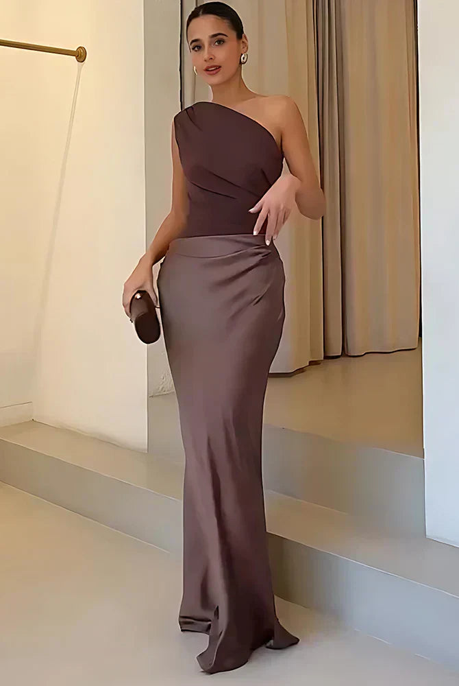 Elida | Maxi Dress with a Gilt in Satin