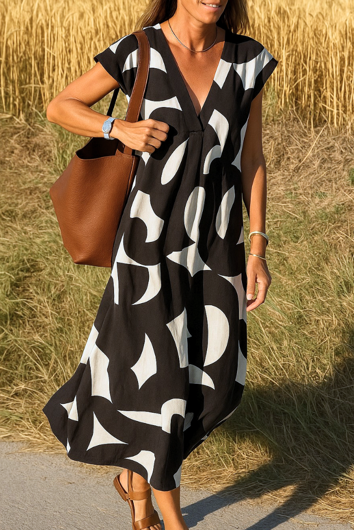 Joann | Lightweight V-Neck Dress