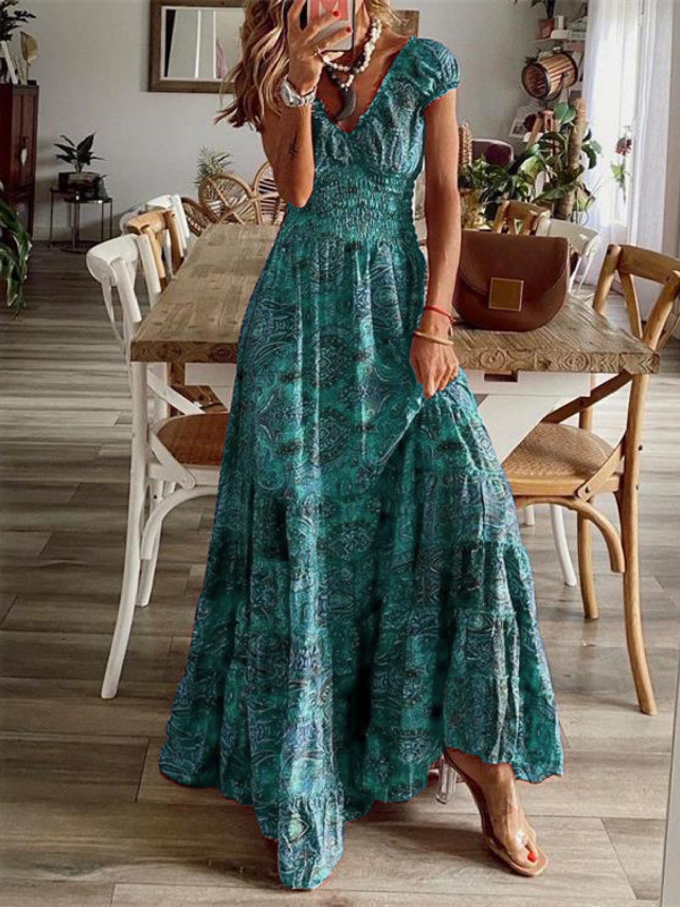 Lili | Artistic Tummy-Flattering Dress
