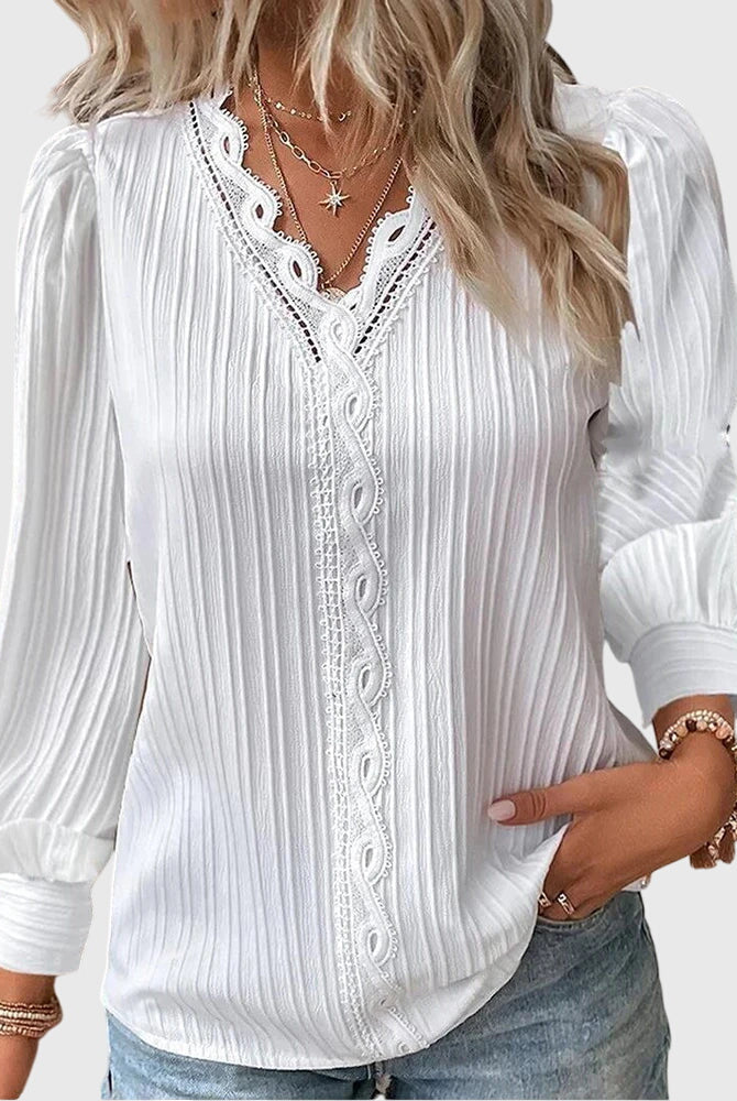 Estela | Elegant Pullover Blouse