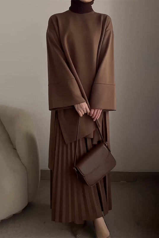 Lorraine | Elegant Two-Piece Women's Set with Pleats