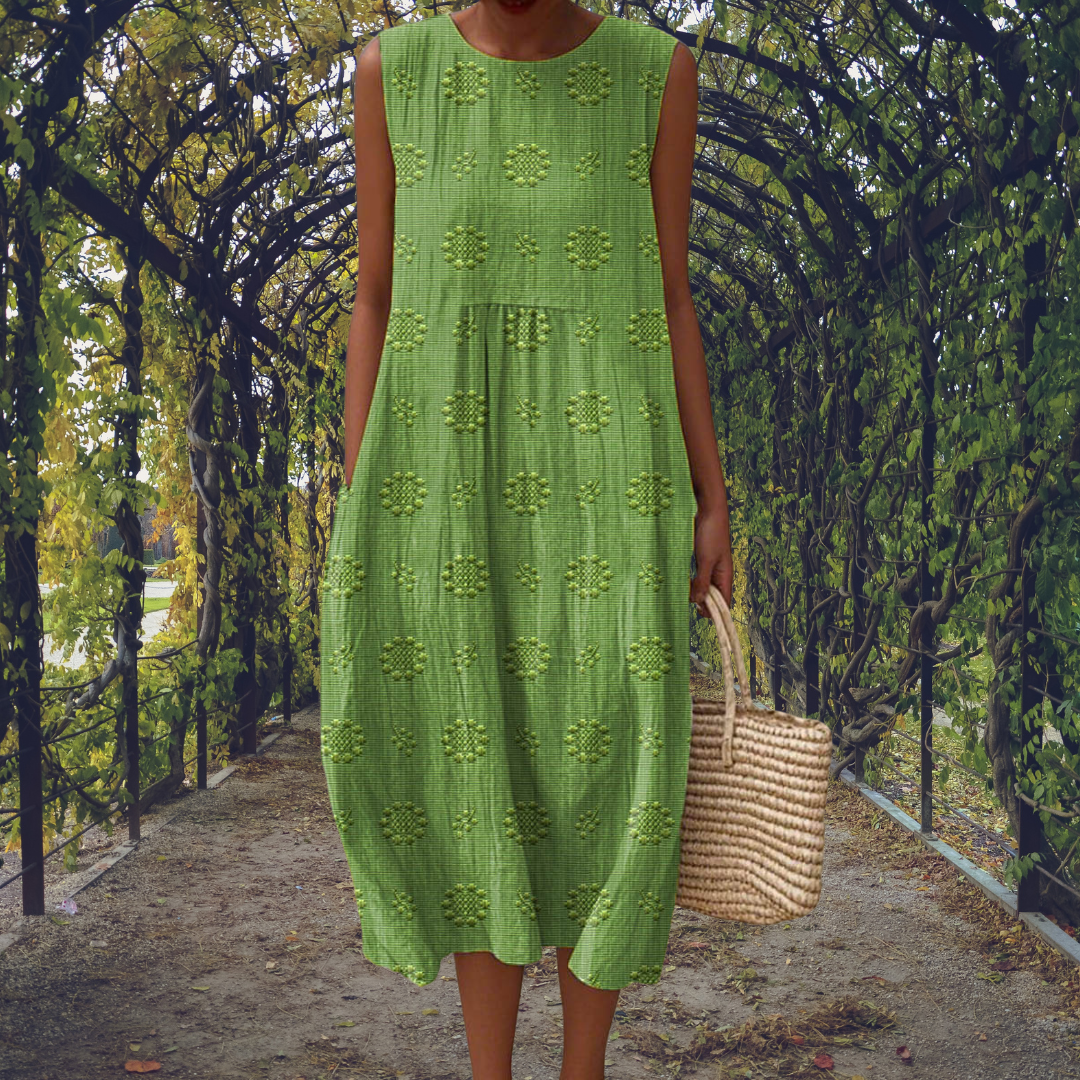 Joann | Elegant Sleeveless Dress with Pockets
