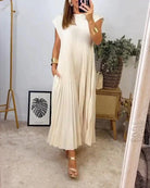 Lizeth | Sleeveless Pleated Dress