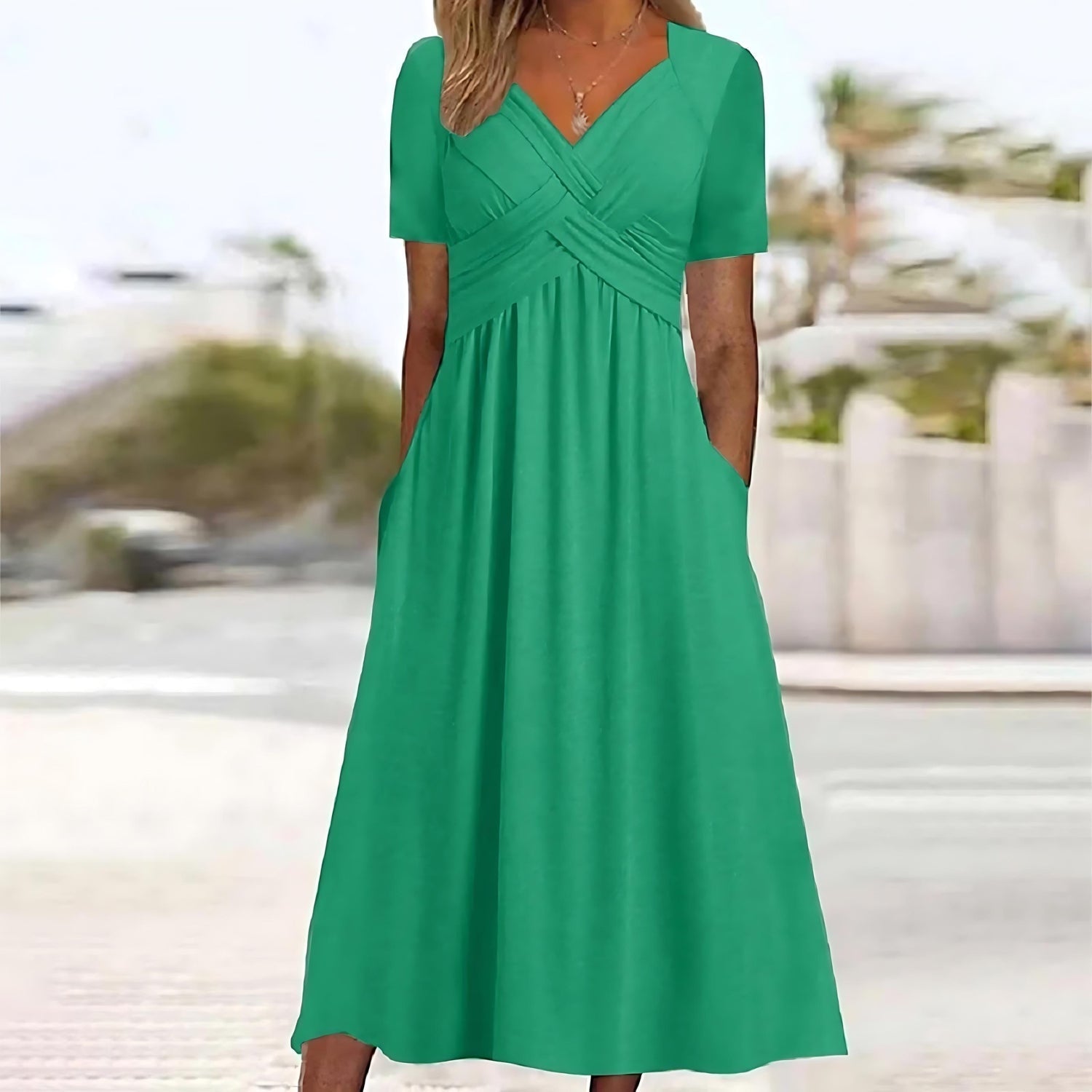 Janeth | Elegant Midi Dress with Flattering Tummy Control