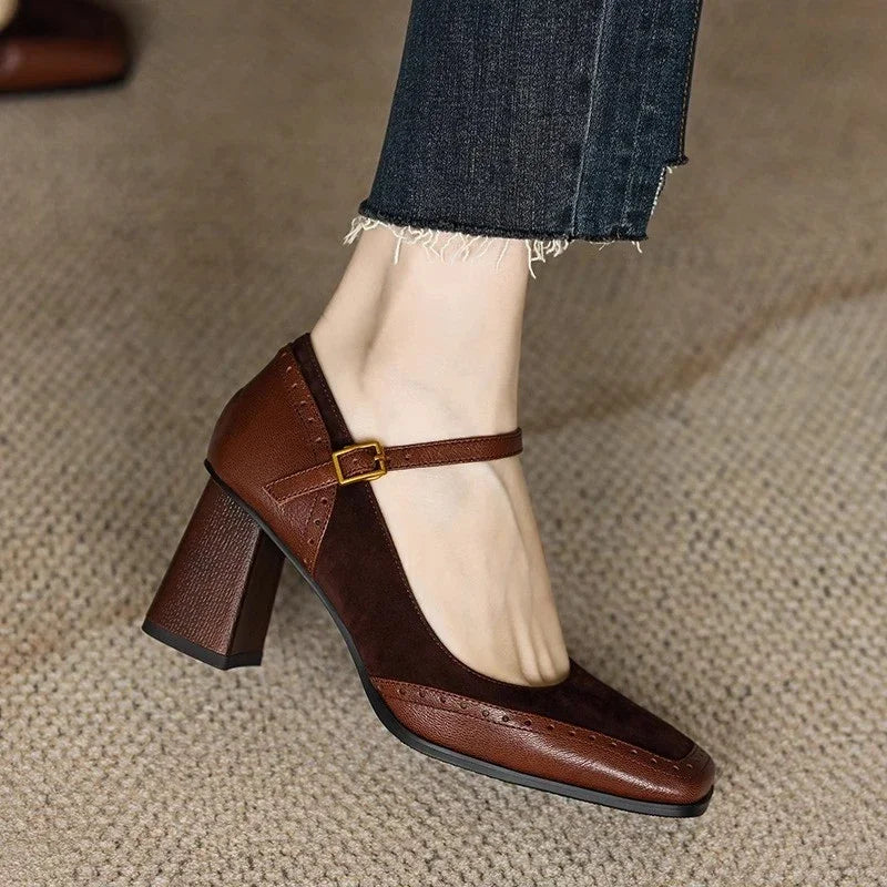 Loren | Classic Pumps