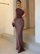 Wanda | Maxi Dress with a Guilt in Satin