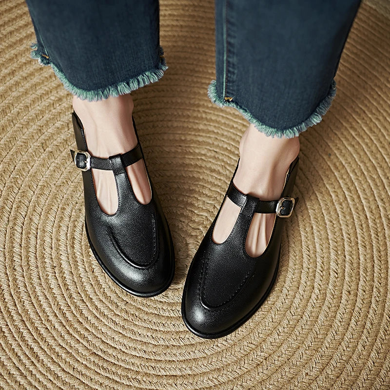 Tessa | Low Heeled Pumps