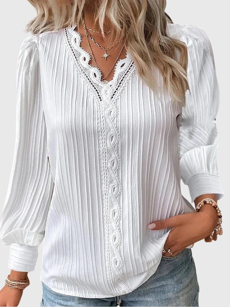 Estela | Elegant Pullover Blouse
