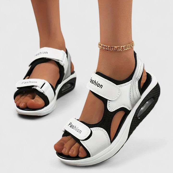 Deanna | Cushy Sandals