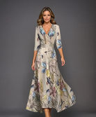 Iliana | Chic Dress with Floral Print